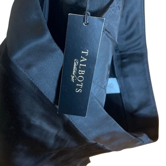 Talbots NWT Signature Low Rise Flat Front Cropped Trouser Pants Black Size 4P - Picture 5 of 11